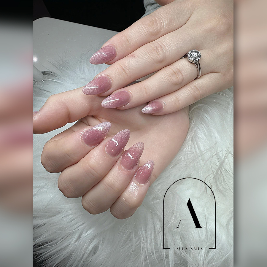 Shimmer Through the Season